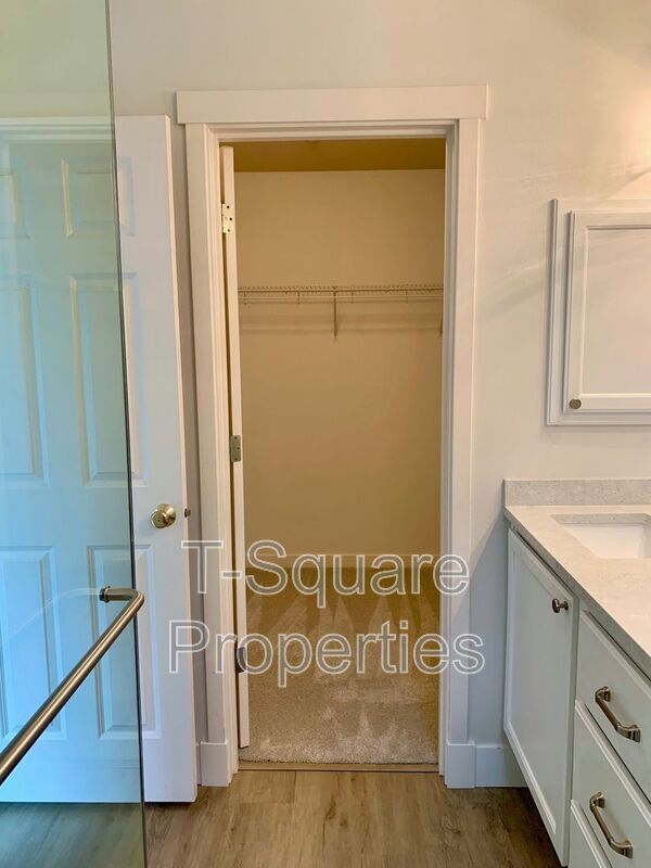 Building Photo - 15510 132nd Pl NE