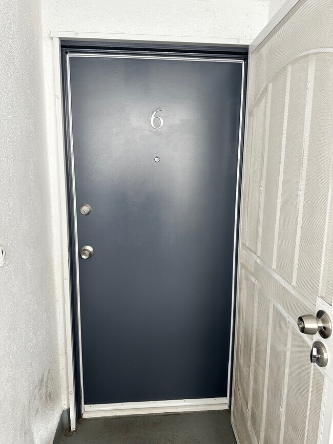 Front Door - 1212 N Clark St