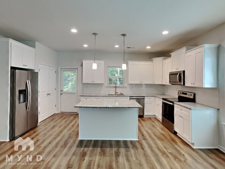 Building Photo - 134 Lauren Ct