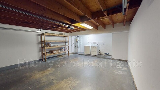 Building Photo - 13150 Mulberry Tree Ln