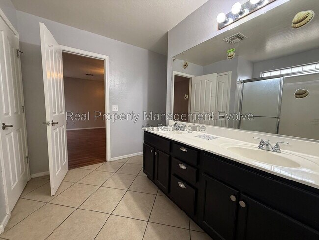 Building Photo - 25824 W Burgess Ln