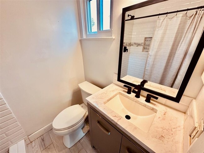 Building Photo - 103 Prince Dr