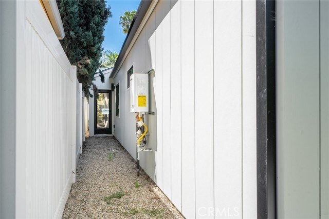 Building Photo - 14309 Califa St
