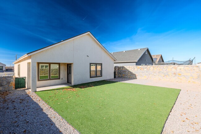 Building Photo - 1040 Indigo Sky St