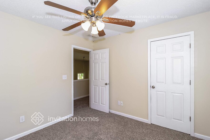 Building Photo - 985 Wenham Ln