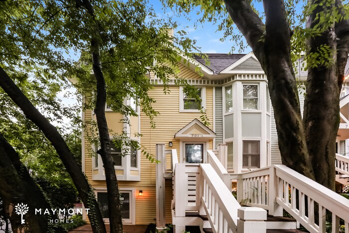 Primary Photo - 701 N Poplar St