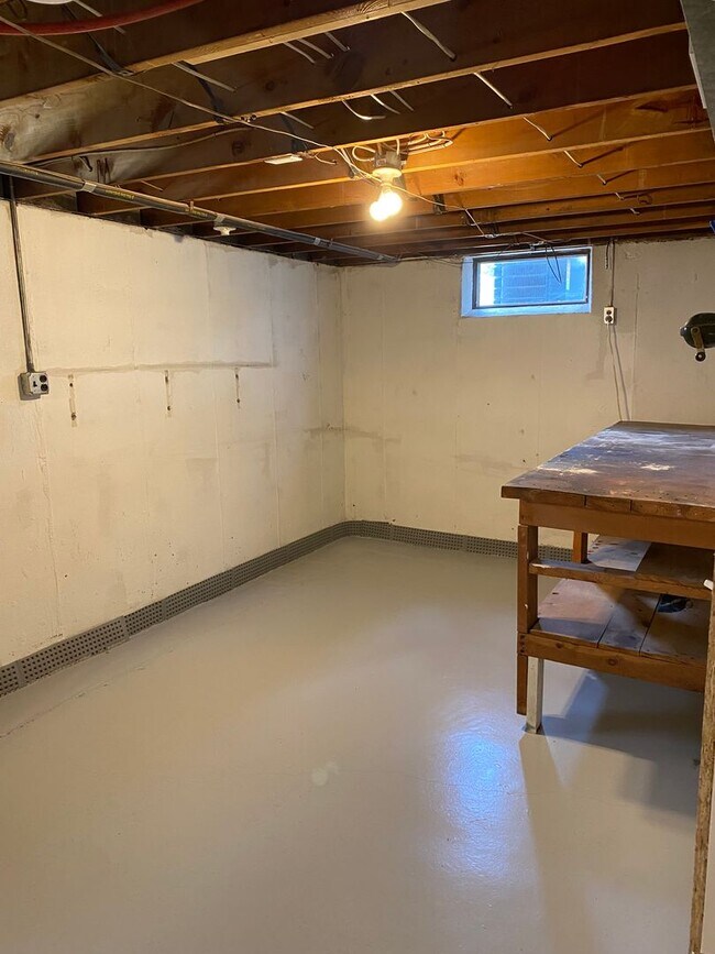 Building Photo - Newly Renovated Home with 2 Car garage in ...