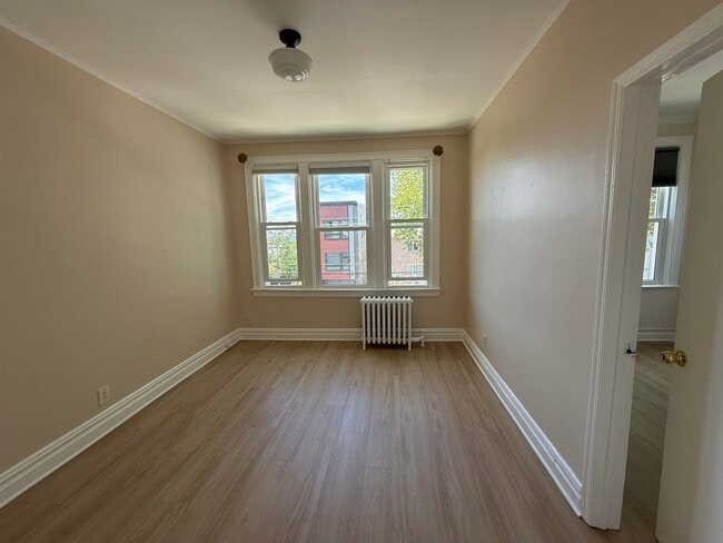 Building Photo - 268 Columbia Ave
