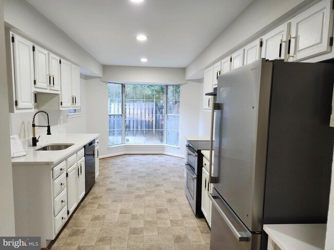 Primary Photo - 4884 Saltwater Dr