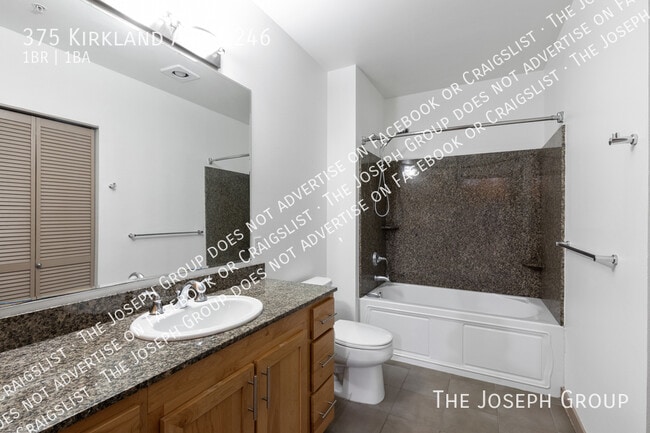 Building Photo - 375 Kirkland Ave