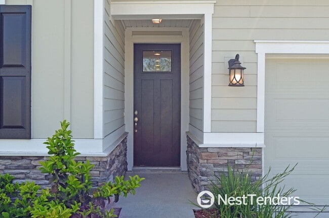 Building Photo - 95511 Hanover Ct