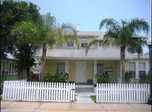 Building Photo - Grandview Manor