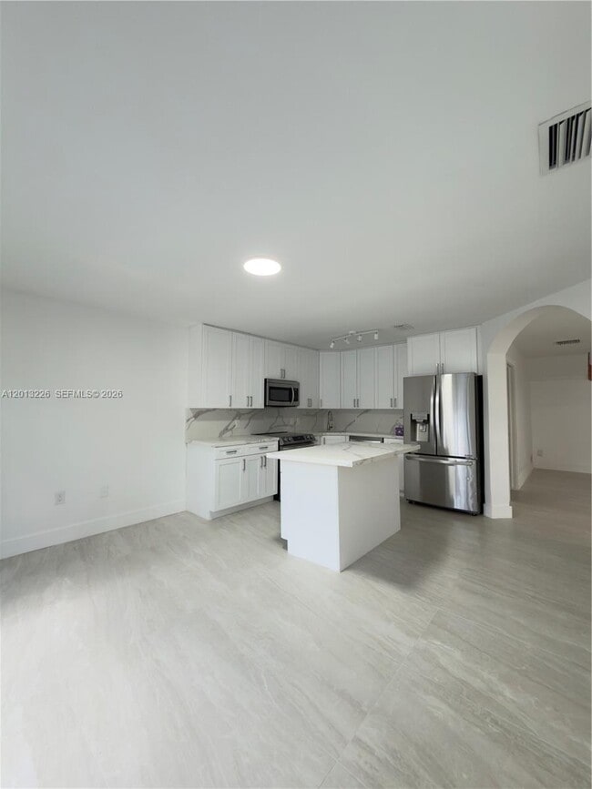 Building Photo - 8725 SW 158th Pl
