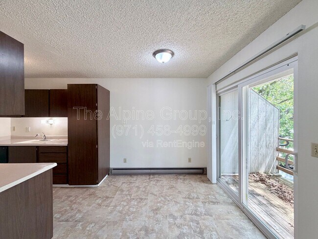 Building Photo - 13325 SW 17th St
