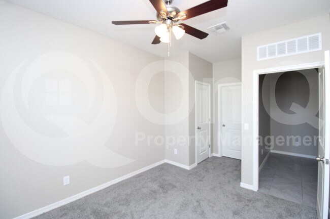 Building Photo - 36023 W Santa Barbara Ave
