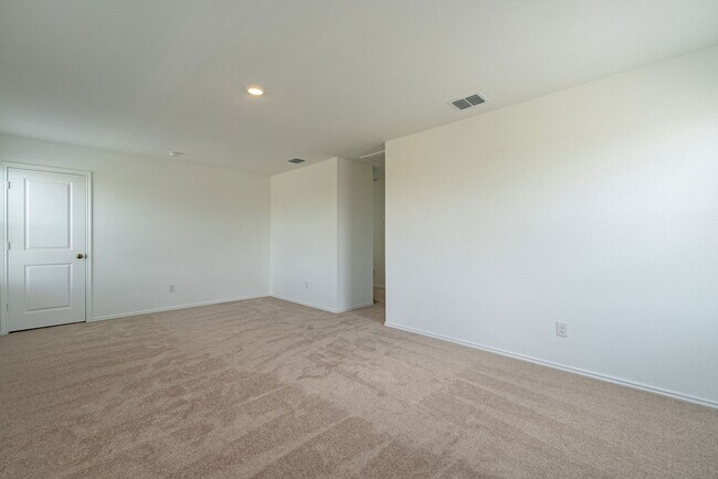 Building Photo - Brand New Modern Home with Included Applia...