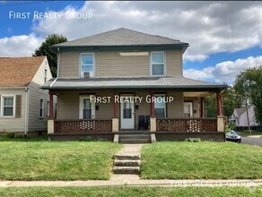 Building Photo - 2 Bedroom Upstairs Apt. for rent in Belmon...