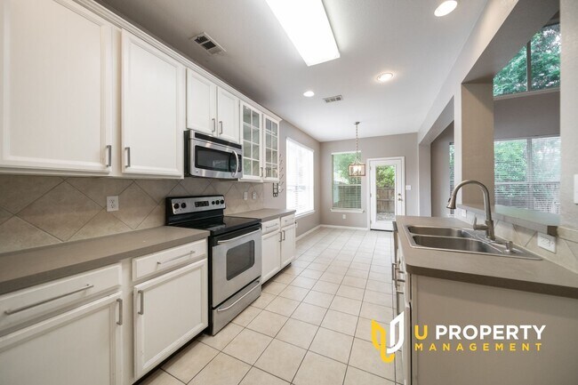 Building Photo - Location! Location! Two bedrooms downstair...