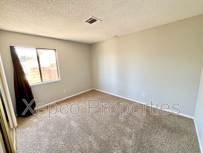 Building Photo - 77304 Ohio Ct