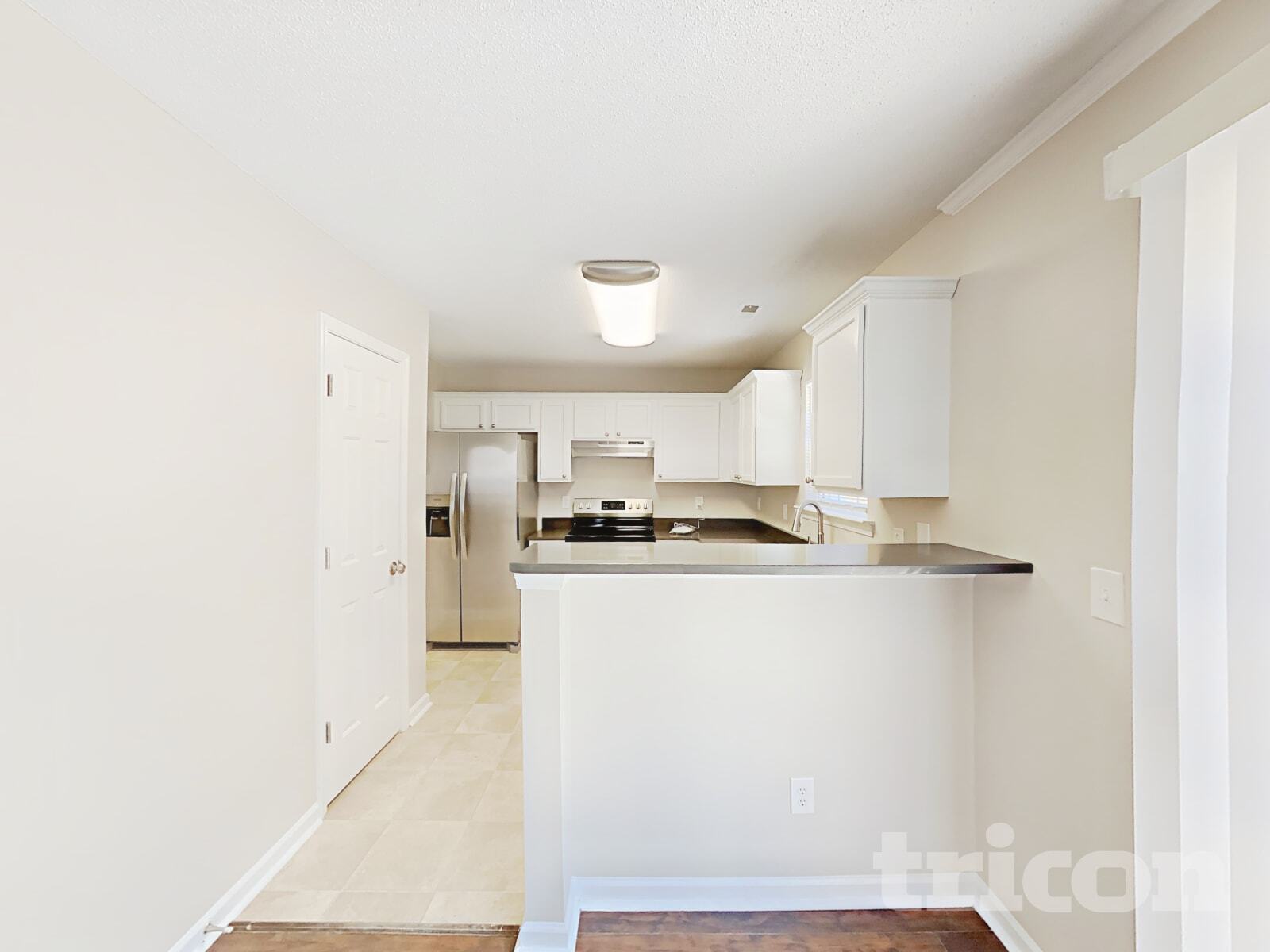 Building Photo - 223 Pebblestone Dr