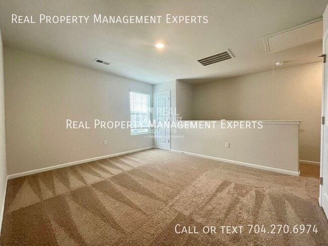 Building Photo - 9139 Creedmore Hills Dr