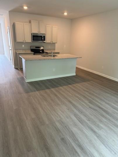 Building Photo - 100 Vlg Grn Dr NW