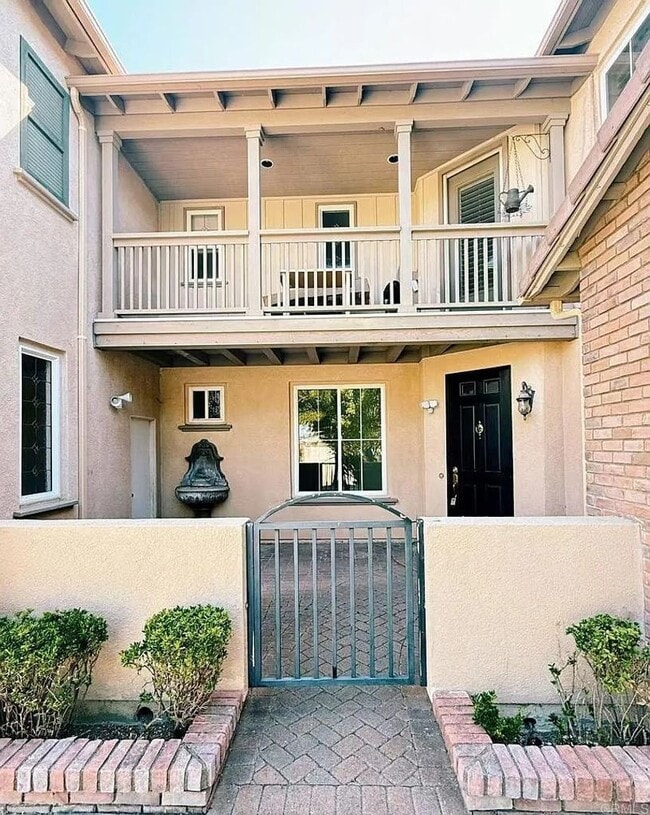 Building Photo - 5BD/4.5BA, 3,500 sq. ft. San Marcos Home w/ Ocean Views