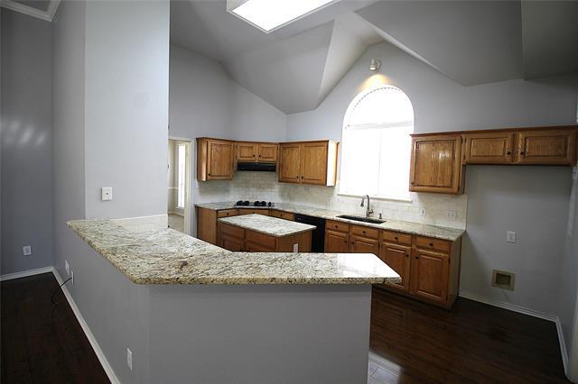 Building Photo - 8502 Linda Vista Dr