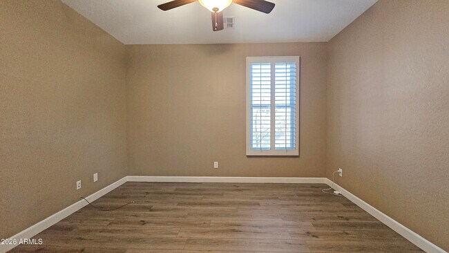 Building Photo - 29411 W Weldon Ave