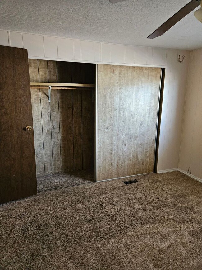 Building Photo - 2BED/2BATH MANUFACTURE HOME