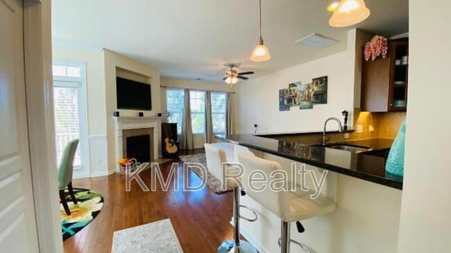 Building Photo - 850 Windy Falls Dr