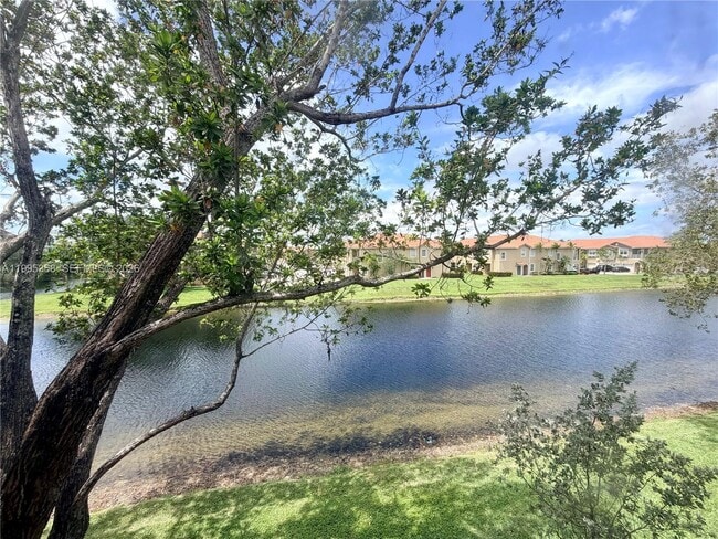 Building Photo - 5747 Isles Cir