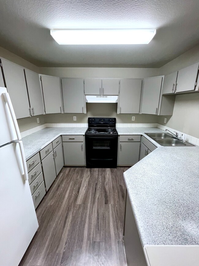 Kitchen with Dishwasher - Montview Meadows