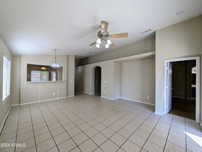 Building Photo - 7059 W Gardenia Ave