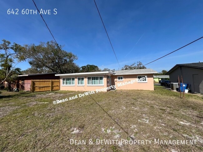 Building Photo - Southeast St. Pete 2/1 SFH - For Rent