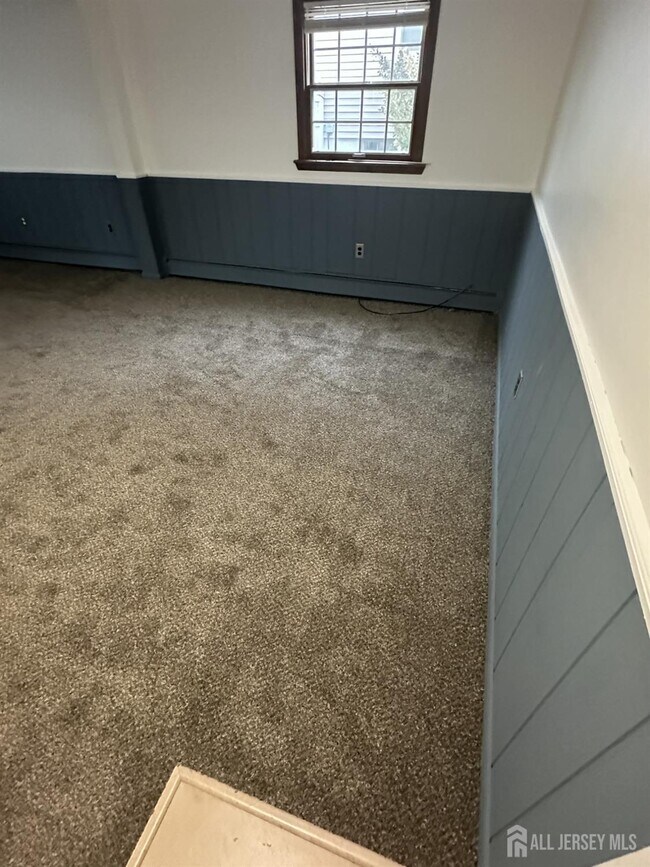 Building Photo - 182 Bloomfield Ave