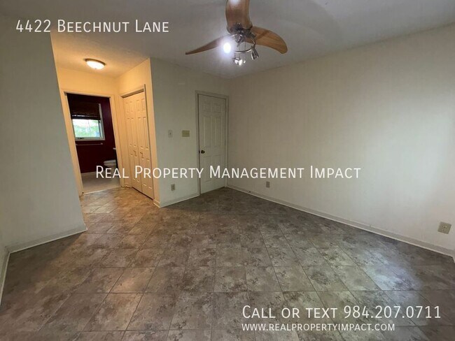 Building Photo - 4422 Beechnut Ln