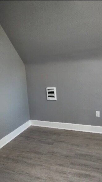 Building Photo - 312 E Townsend St