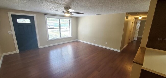Building Photo - 2848 E Mark Dr