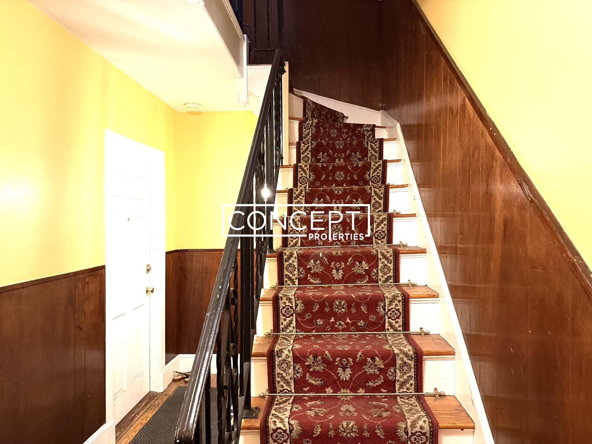 Building Photo - 846 Huntington Ave