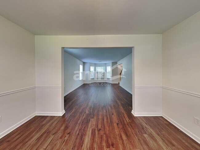 Building Photo - 3162 Berthas Overlook