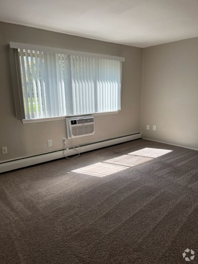 Building Photo - Charming 1 Bedroom/1 Bath near Downtown Ro...