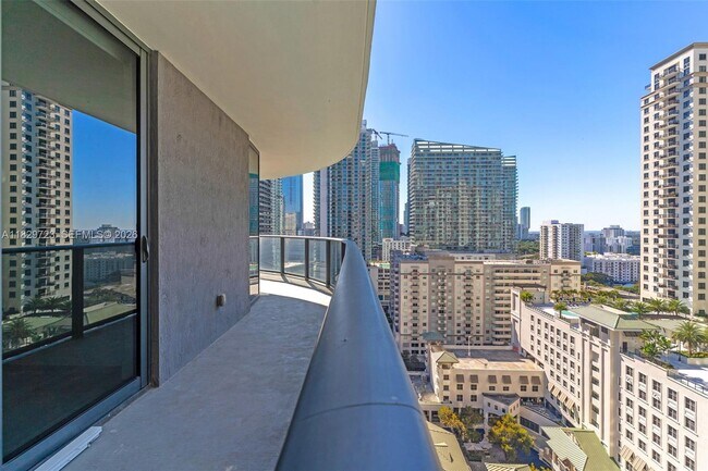 Building Photo - 45 SW 9th St