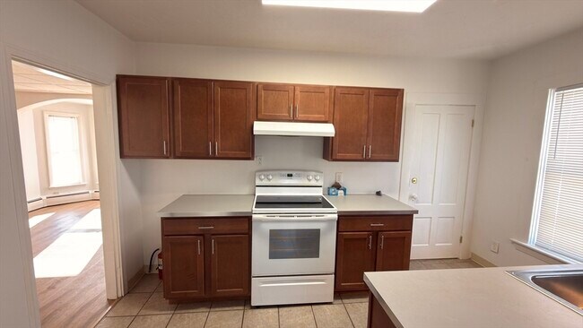 Building Photo - 29 South St