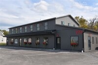 Building Photo - 225 Clinton Rd