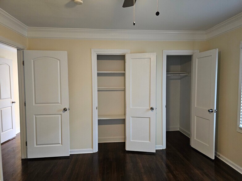 Building Photo - 276 Frasier St SE