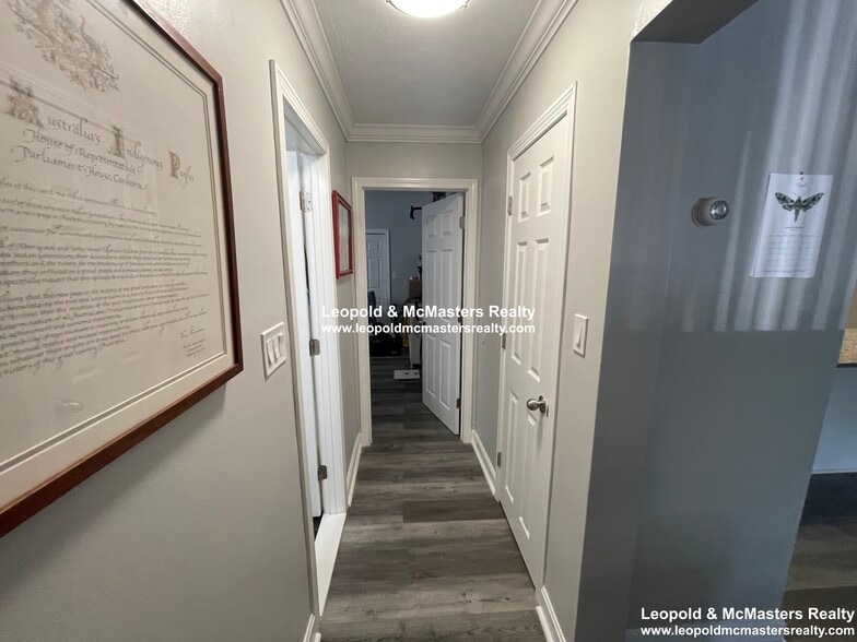 Building Photo - 520 Washington St