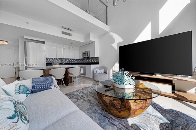 Building Photo - 92 SW 3rd St