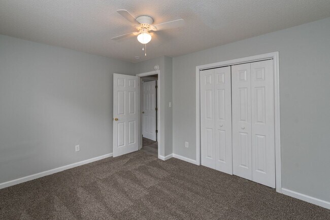 Building Photo - Updated 3 BR/2 BA - 10 Minutes From Gate 5 @ Ft. Gordon