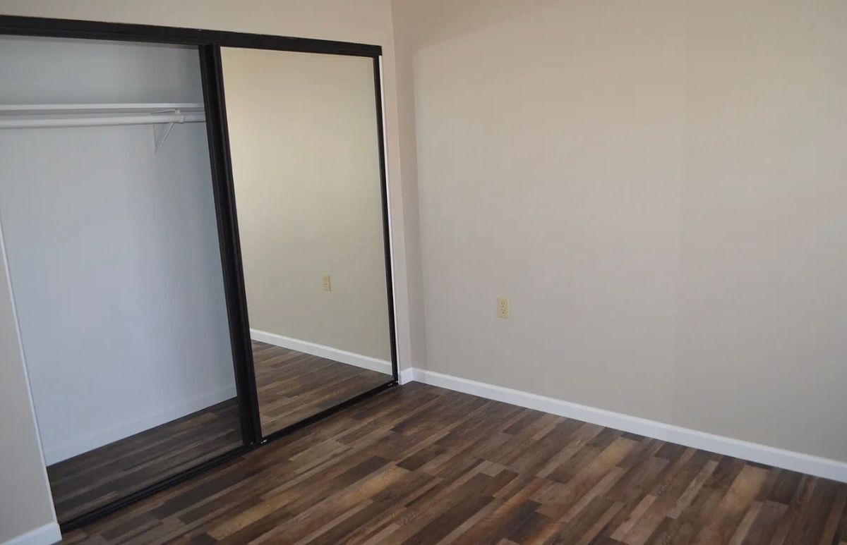 Building Photo - 928 Summerfield St